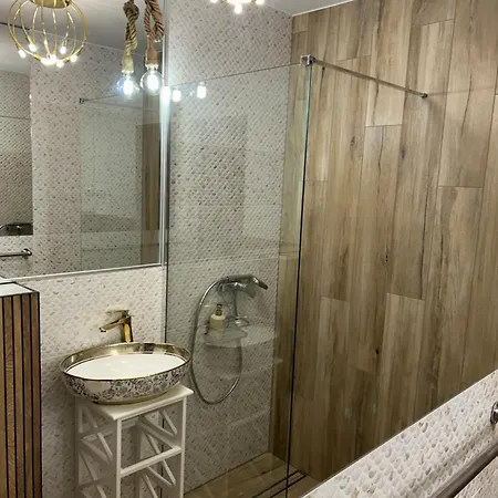 Gryfon Dom Bed & Breakfast